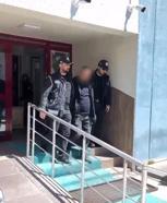 Durdurulan kamyondan 10 kaçak göçmen çıktı, sürücü tutuklandı