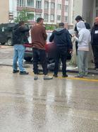 Kendisini uyaran polise saldıran yabancı uyruklu şüpheli gözaltına alındı
