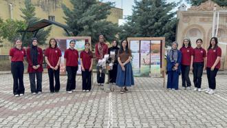 Midyat’ta, Mezopotamya’nın atasözleri kitaplaştırıldı