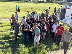 Minibüs ile kamyon çarpıştı: 2 ölü, 3 yaralı
