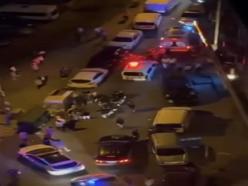 Esenler'de eşler kavga etti, polis gelince pencereden düştü!