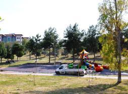 Toroslar’ın park ve yeşil alanları bakımdan geçiyor