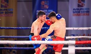 Sultangazi’de Türkiye Profesyonel Kick Boks Turnuvası başladı