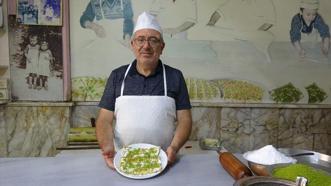 5 yaşında başladı, 63 yıldır coğrafi işaret tescilli Kilis katmerini