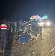 Traktörün römorkuna çarpan otomobildeki çift öldü