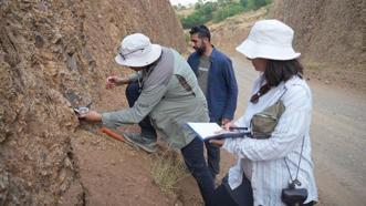 Muş ile Bitlis arasında uzanan Kavakbaşı Fay Zonu mercek altında