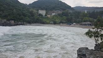 Zonguldak'ta denize girişler yasaklandı