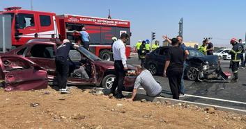 Gaziantep’te otomobiller çarpıştı:5 yaralı