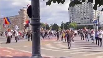 Romanya’da çiftçiler ve besiciler güvenlik güçleriyle çatıştı