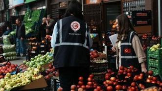 Yaş sebze ve meyvede fahiş fiyat operasyonunda gözaltına alınan 40 şüpheli tutuklandı