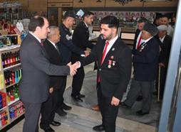 Gazi ve şehit aileleri yemekte biraraya geldi