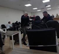 Silopi Belediyesi meclis toplantısında kavga