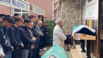18 yaşındaki Emre'yi öldüren şüpheli: Bir anlık öfkeyle elimdeki bıçağı salladım (2)