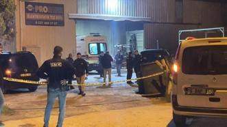 Forkliftten düşen demir bloğun altında kalan genç hayatını kaybetti