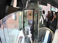 Niğde'de otobüste fenalaşan kız öğrenciye hayat kurtaran müdahale: Şoför rotayı acil servise çevirdi!