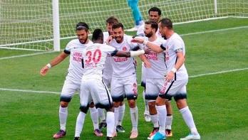 Ümraniyespor Ege'den lider dönüyor!