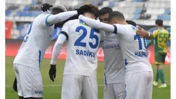 Erzurumspor Esenler Erok'u 5 golle geçti