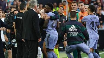 Irkçı saldırı sonrası Real Madrid'in yıldızından ayrılık kararı!