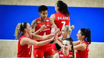 Milletler Liginde Filenin Sultanları, Dominik Cumhuriyetini devirdi