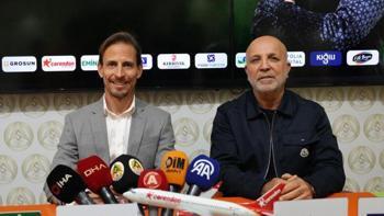 Alanyaspor'da Pereira dönemi başladı