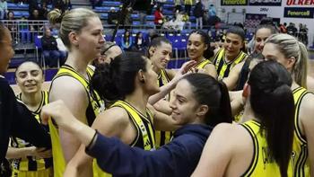 Fenerbahçe farklı kazandı! Yarı finale yükseldi