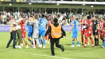 Bodrum FK - Samsunspor maçında ortalık karıştı!