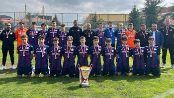 1461 Trabzon FK U14 takımı Türkiye Şampiyonu oldu