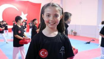 Kayseri'de hobi olarak başladığı taekwondoda şampiyon oldu