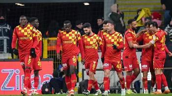 Göztepe'de ayrılık rüzgarları! 7 yıldıza birden güle güle