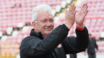 Balıkesirspor'da İsmail Ertekin'le yollar ayrıldı