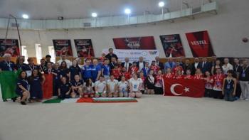Erzurumlu özel sporcular büyük başarıya imza attı