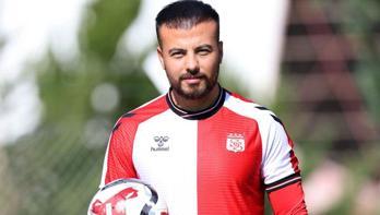 Sivasspor 2 isimle yollarını ayırdı, Feyzi Yıldırım ile anlaşmaya vardı