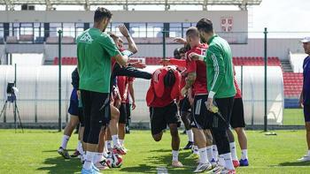 Gaziantep FKda yeni sezon hazırlıklarına tam gaz devam: Juninho Bacuna ilk antrenmanına çıktı