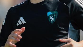 Kocaelispor'un 19 yaşındaki genç yıldızı 3 Lig takımına imza attı