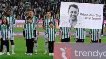 Konyaspor, kazada ölen Mevlüt öğretmenin çocuklarına verdiği sözü yerine getirdi