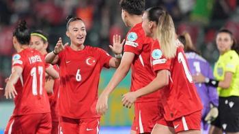 UEFA Uluslar B Ligi play-out ilk maçında A Milli Kadın Futbol Takımı, Kosova'yı rahat geçti