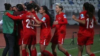 İzmir'deki A Milli Kadın Futbol Takımı'nın Kosova maçı biletleri ücretsiz