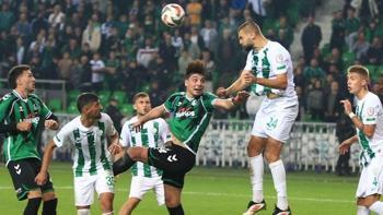 Sakaryaspor- Serikspor maçında gol düellosu!