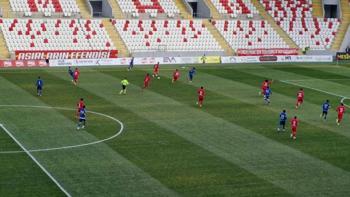 Karaman FK sahasında Sincan Belediyesi Ankaraspor ile yenişemedi