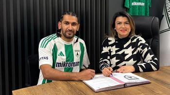 Muğlaspor'da İsa Güler imzayı atıp Antalya kampına katıldı