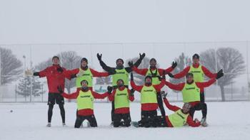 Sivasspor'u kar yağışı engelleyemedi! Amedspor maçı öncesi hamle
