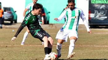 12 Bingölspor-Kırşehir FSK maçında 3 puan tek golle geldi