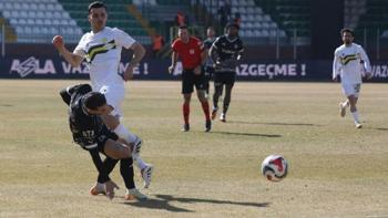 Iğdır FK sahasında Esenler Erokspor'a 3-0 mağlup oldu