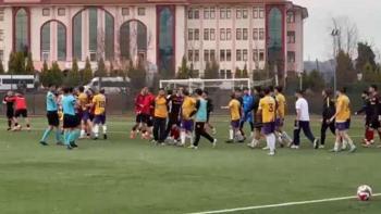 Bartın'da amatör maçta saha karıştı: 11 kırmızı kart gösterildi