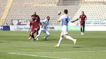Bandırmaspor - Sarıyer maçında kazanan çıkmadı puanlar paylaşıldı