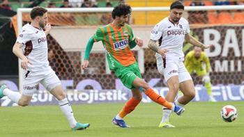 Alanyaspor – Trabzonspor maçında kazanan çıkmadı, Fırtına ağır darbe aldı