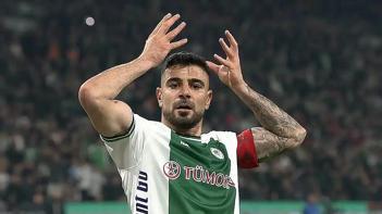 Adana Demirspor, Adil Demirbağ için Konyaspor ile masaya oturdu