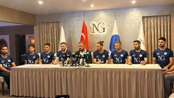 Kütahyaspor 9 futbolcuyu kadrosuna kattı