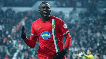 Amedspor'un gol kralı Mbaye Diagne'nin yeni takımı belli oldu! Çok uzağa gitmedi, komşu takımda oynayacak