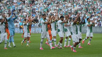Bursaspor maçı özeti nereden izlenir Bursaspor - Shakhtar Donetsk maçı kaç kaç bitti Bursaspor - Shakhtar Donetsk maçı özeti Bursaspor - Shakhtar Donetsk maç sonucu